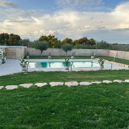 Pensiero Stupendo Con Piscina Privata Villa